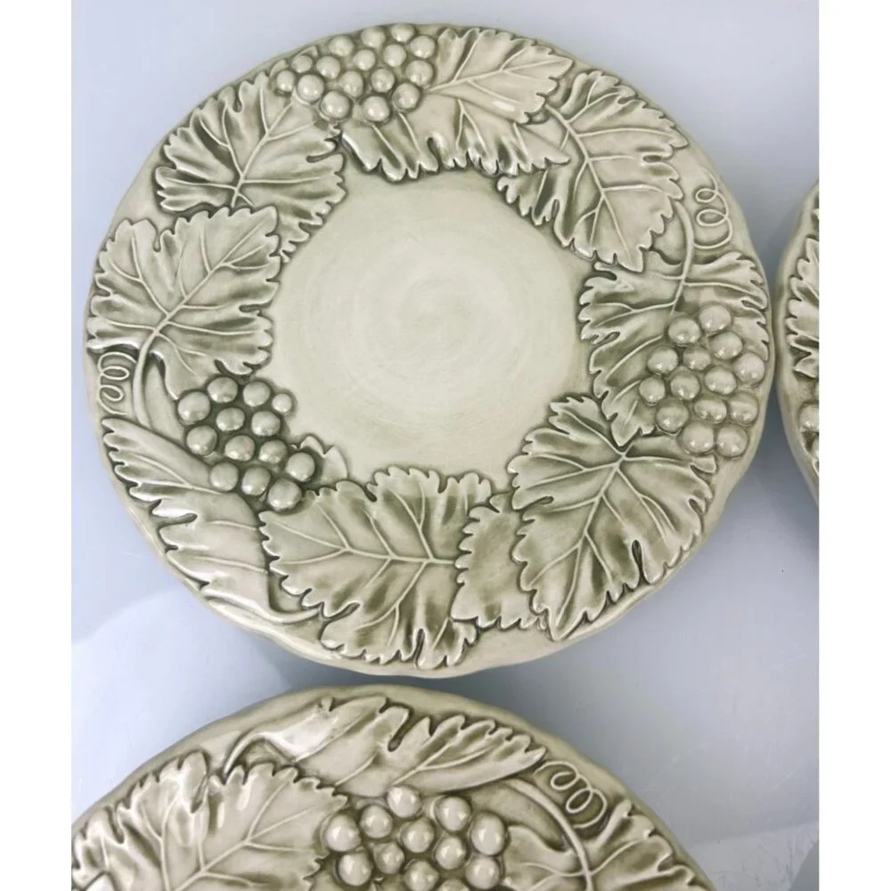 Williams Sonoma Napa Sage Italy Leaf Grape Dessert Bread Appetizer Plates 7